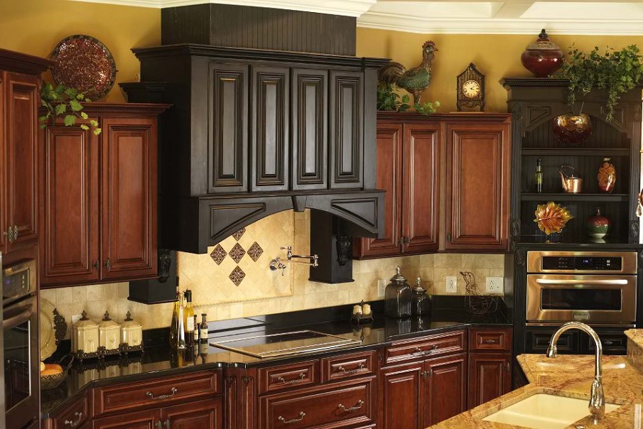 Decorating Above Kitchen Cabinets Tuscan Style Colors