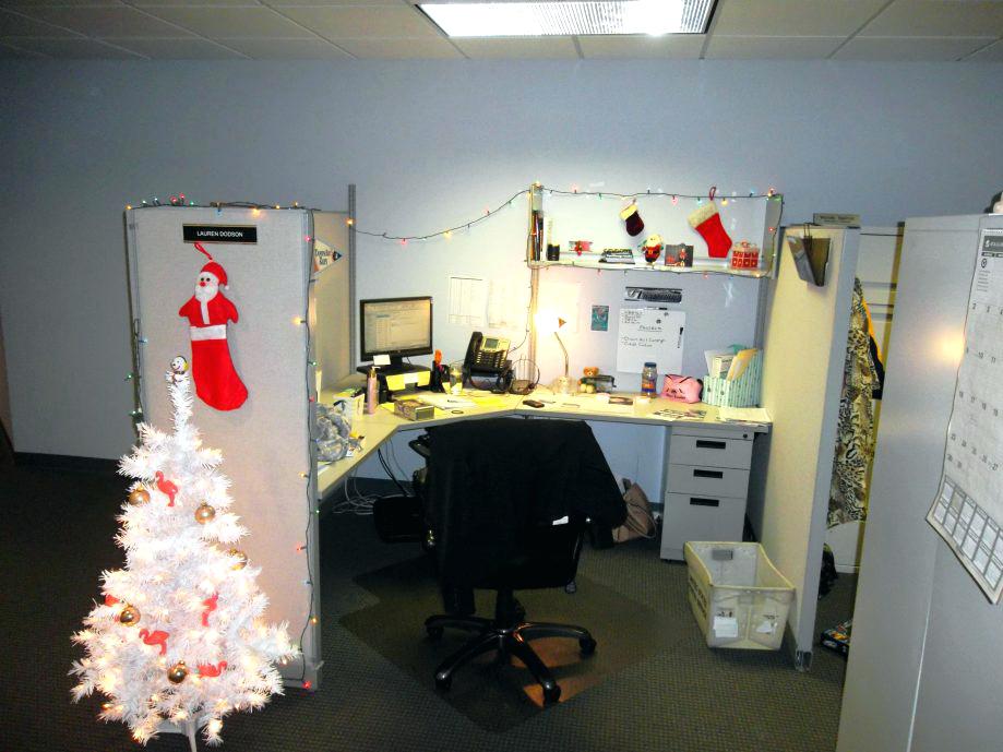 Great Office Cubicle Christmas Decorating Ideas
