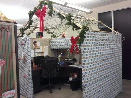 Charming Funny Christmas Cubicle Decorating Ideas