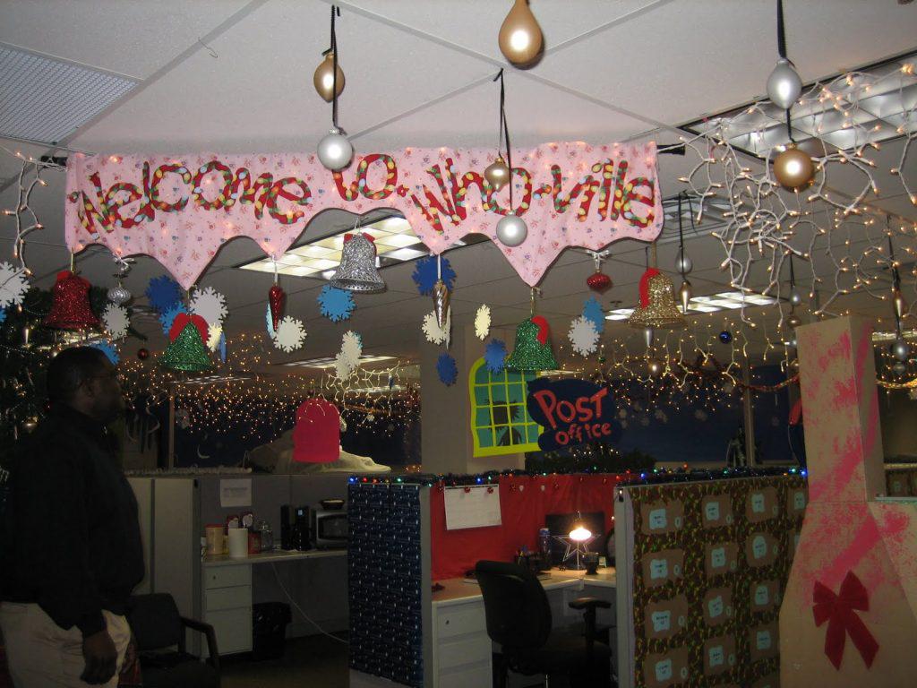 Picture Of Office Cubicle Christmas Decorating Ideas