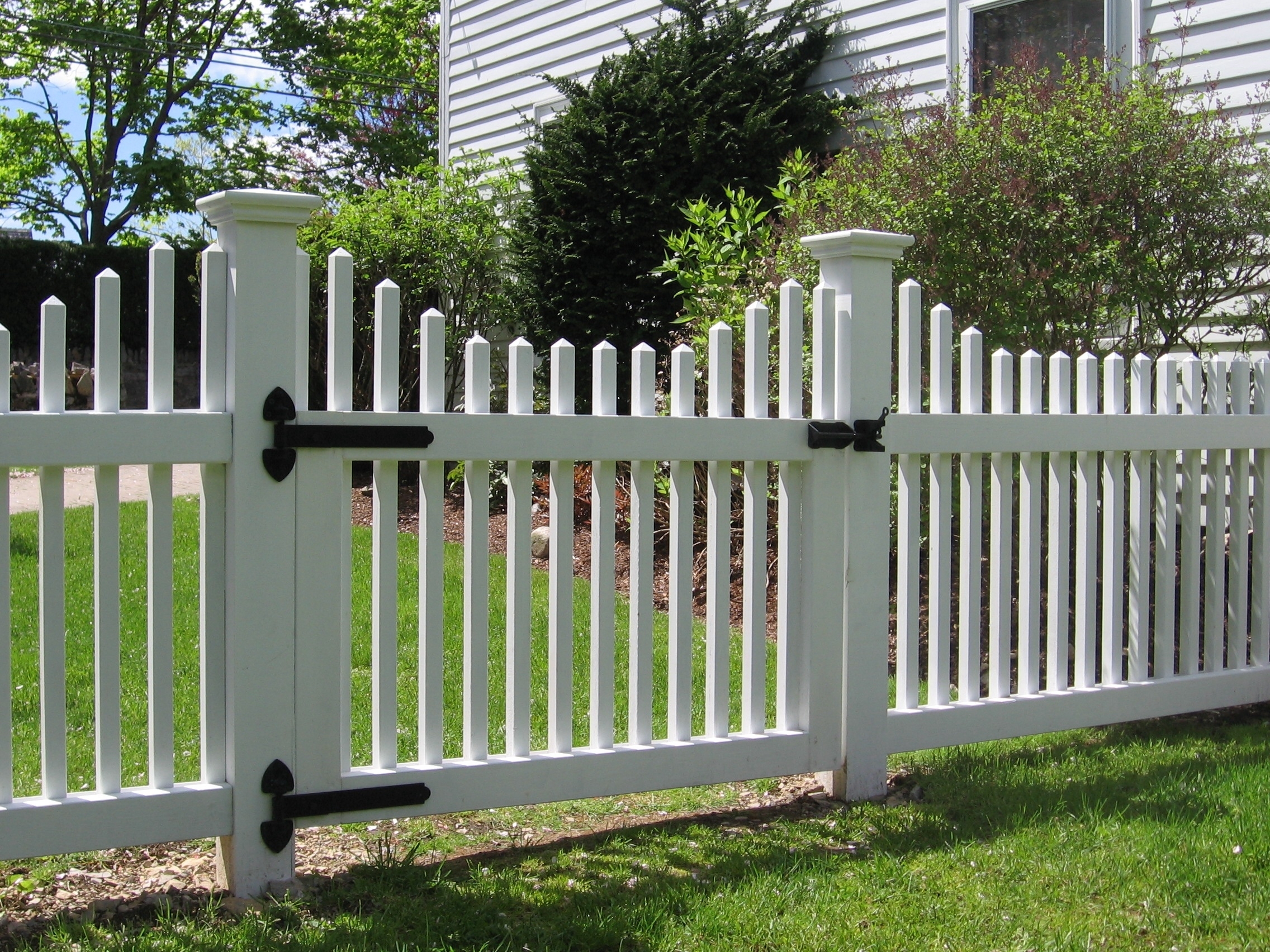 White Picket Fence With Gate
