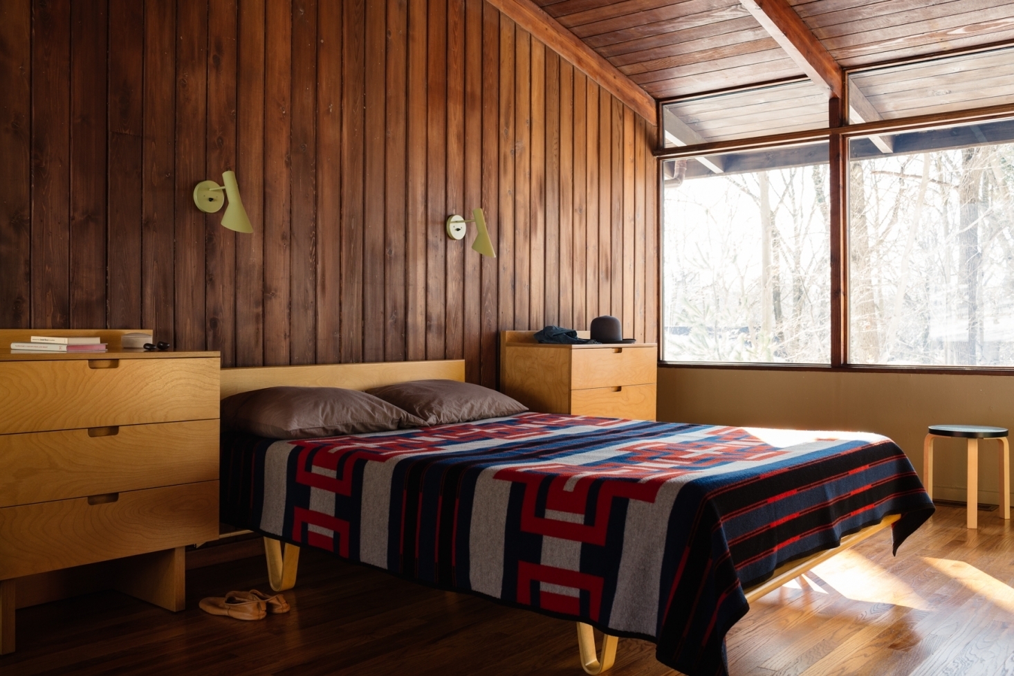 Mid Century Modern Wood Bed