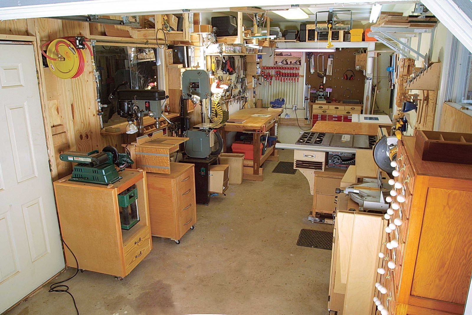Small Garage Workshop