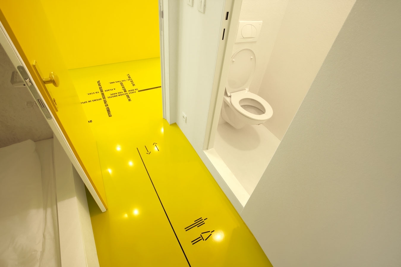 Attractive Yellow Bathroom Accessories
